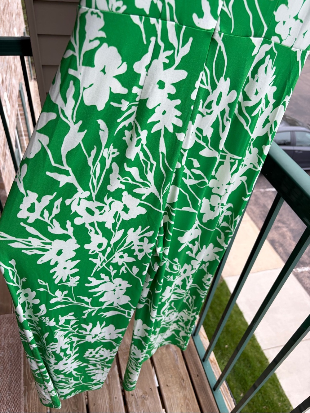 🆕🌿London Style Collection Green Floral Wrap Jumpsuit Wide Leg Tie Waist Size 4 - Picture 11 of 17